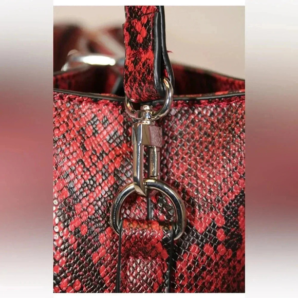 Sassy Jones NEW Pamela Snake Print ReEmbossed Large Crossbody Bag - Picture 13 of 16